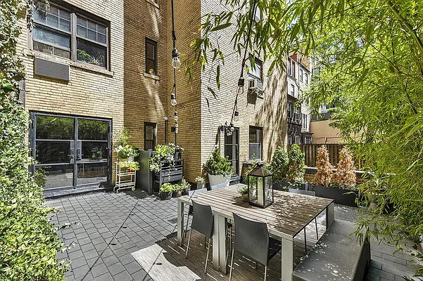 Rented by Corcoran | media 21