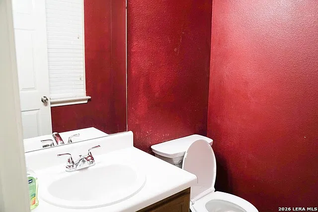 3 bed, 3.5 bath, 1958 sqft, $1,850 — Photo 3