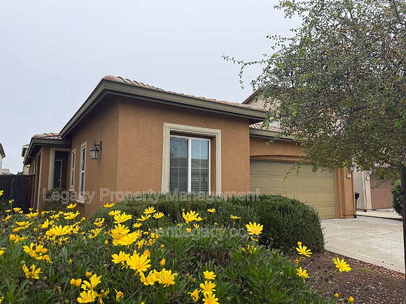1st image of 8441 Ponta Delgada Dr