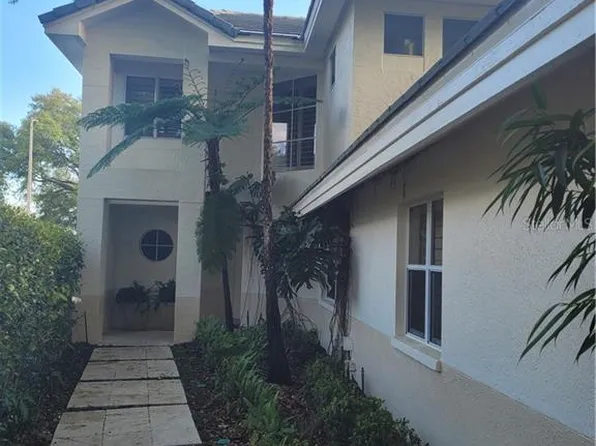 15826 Sanctuary Dr, Tampa, FL 33647