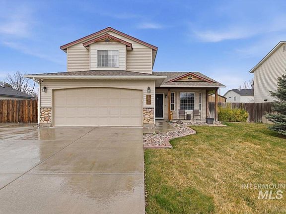 2nd image of 1896 W Ridge Pointe Ave