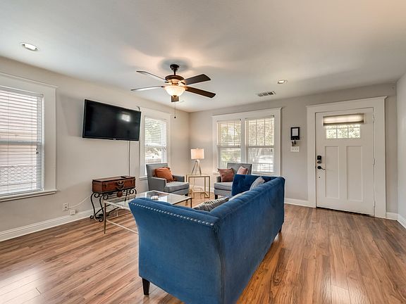 4th image of 818 N Beckley Ave #816