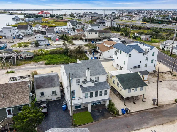 11 Avenue D, Manahawkin, NJ 08050