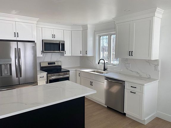 4th image of 53 River Rd #A