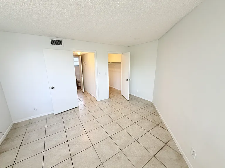 1950 N Congress Ave #404-404HOA — Photo 9
