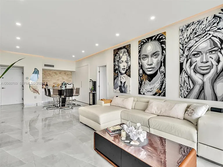 3731 N Country Club Dr #Penthouse 24 — Photo 10