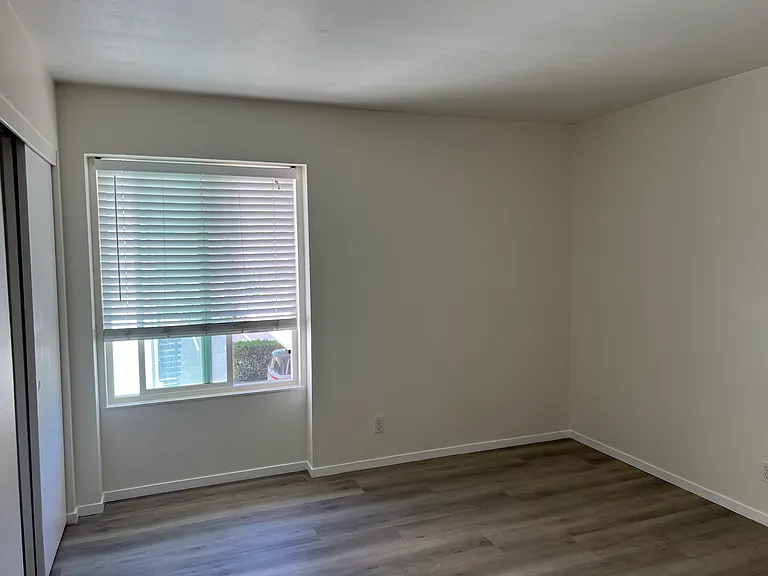 3499 Norton Way #13 — Photo 33