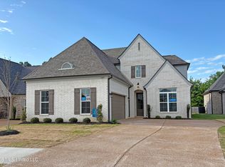 3491 Hatton Dr, Nesbit, MS 38651
