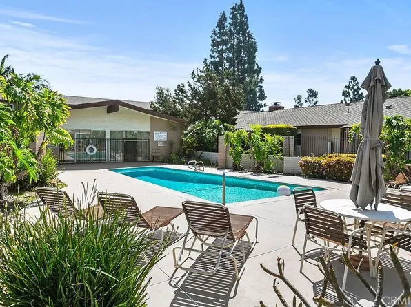 415 E 1st St, Tustin, CA 92780