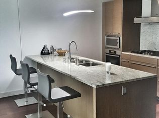 2900 McKinnon St APT 303, Dallas, TX 75201