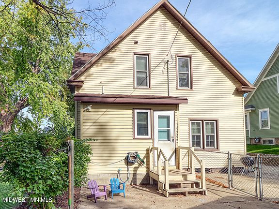 3rd image of 222 E Vasa Ave