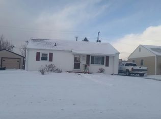 1317 23rd St, Port Huron, MI 48060