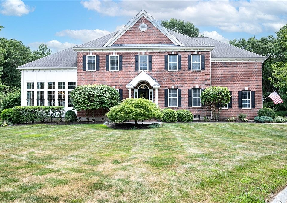 1st image of 14 Weston Ave