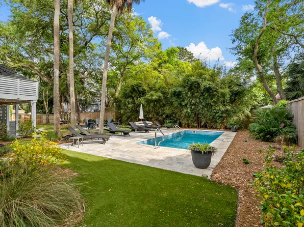 2702 Waterway Blvd, Isle Of Palms, SC 29451