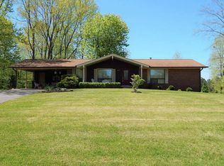 626 Lakeland Dr, Dover, TN 37058