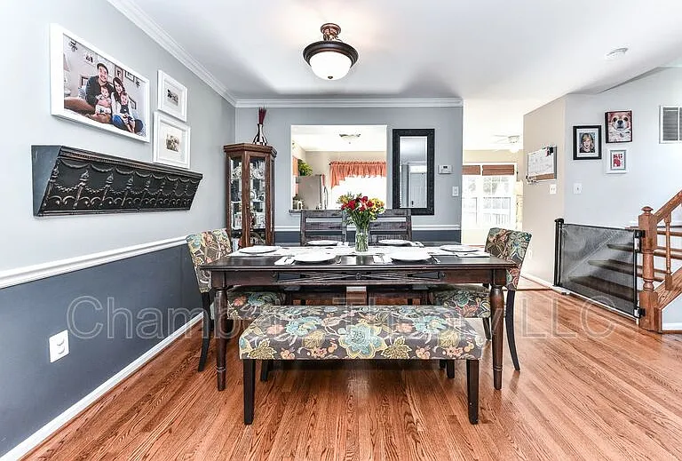 7245 Worsley Way — Photo 9
