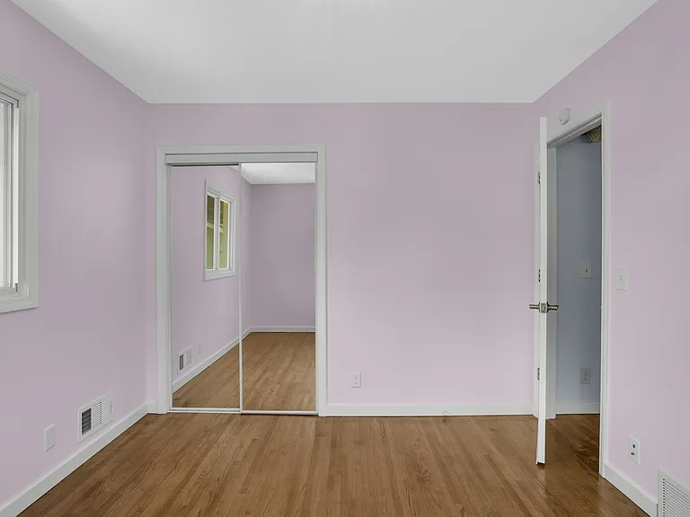 4949 Jackson St NE — Photo 18