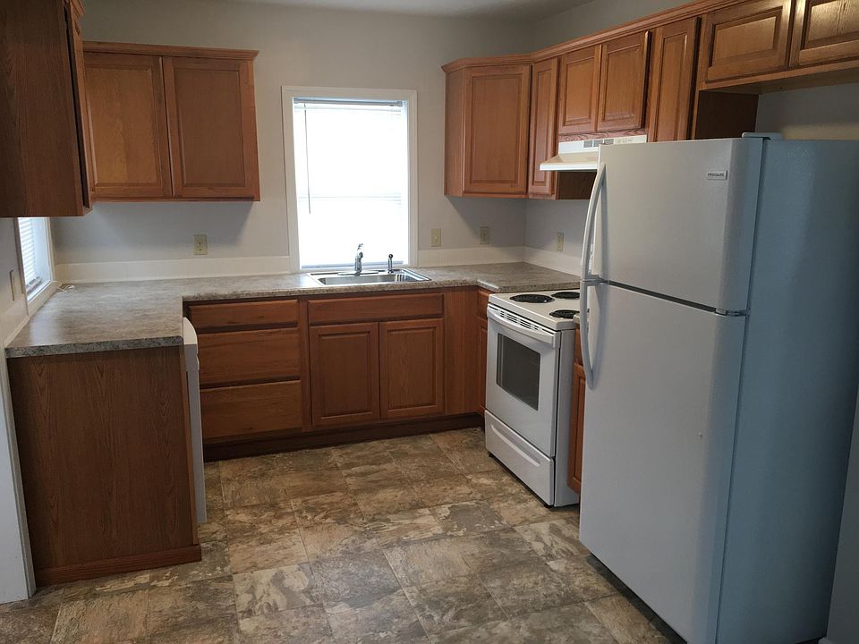 2nd image of 212 Courtland Ave