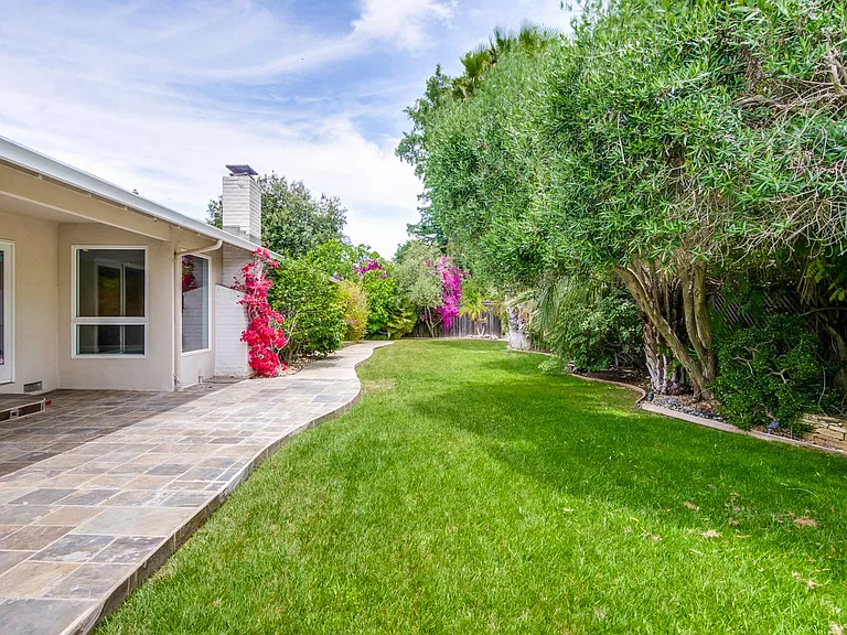 491 Guadalupe Dr — Photo 47