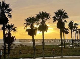 723 Ocean View Dr, Port Hueneme, CA 93041