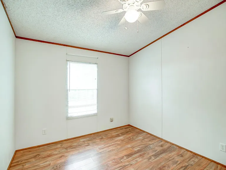 37A Riverside Ln — Photo 14