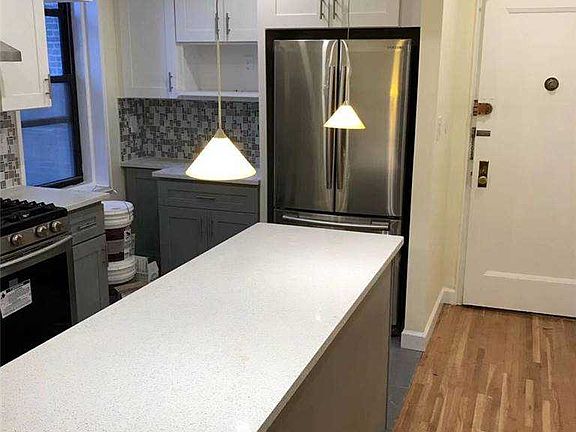 2nd image of 144-58 Sanford Ave #28
