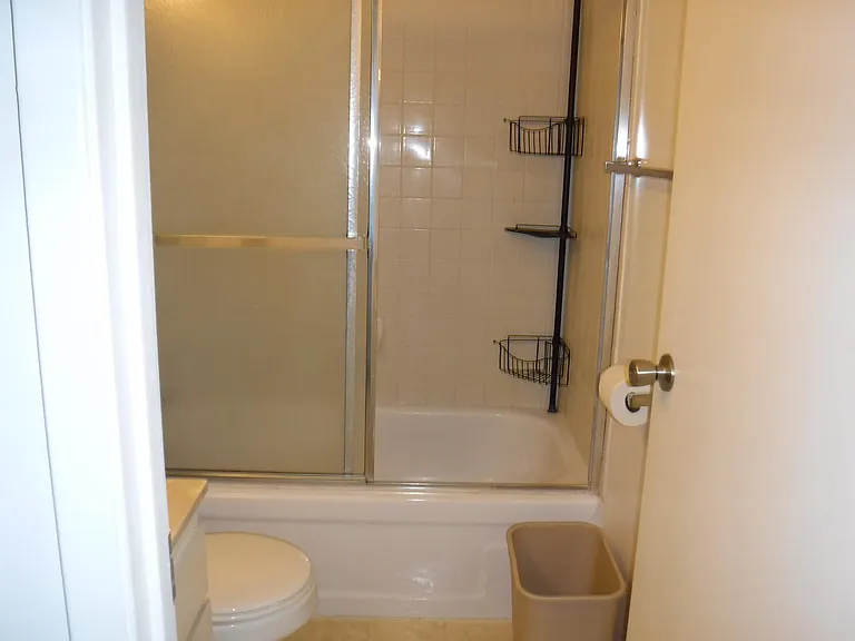 2611 Ala Wai Blvd #11 — Photo 20