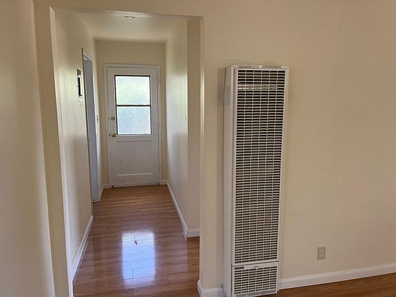 3rd image of 4270 Hamilton Ave Unit A