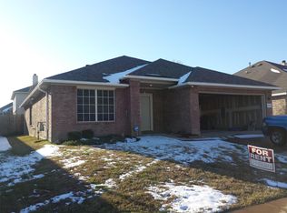 7818 Calgary Ln, Arlington, TX 76001