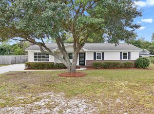185 Graystone Rd, Wilmington, NC 28411