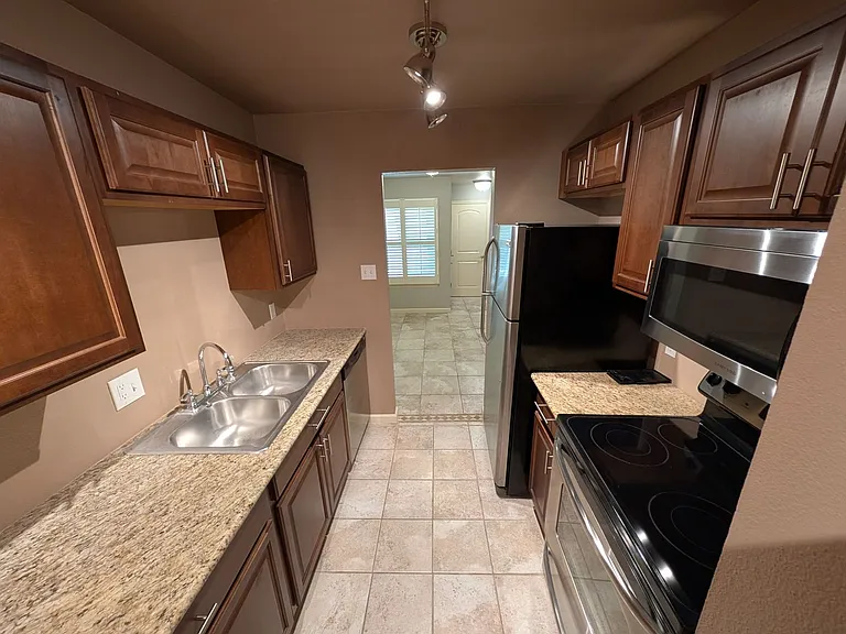 551 Terminal Loop Rd #D5 — Photo 7