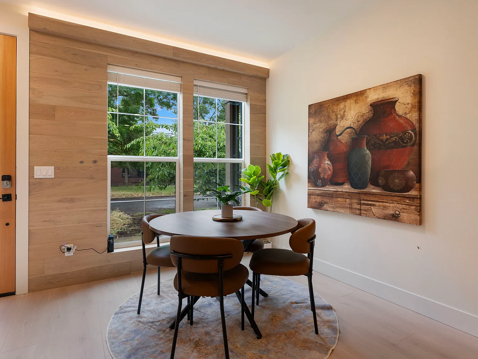 2 bed, 2.5 bath, $3,950 — Photo 2