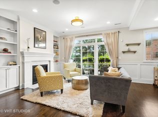 3729 N Wilton Ave APT 3S, Chicago, IL 60613