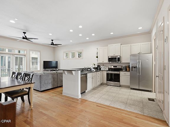 3rd image of 6216 Thomas Dr