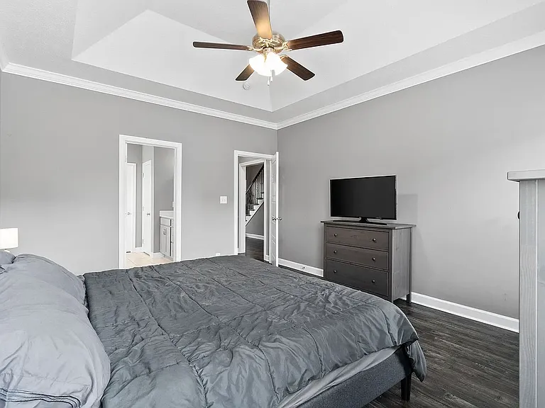1124 Christian James Dr — Photo 11