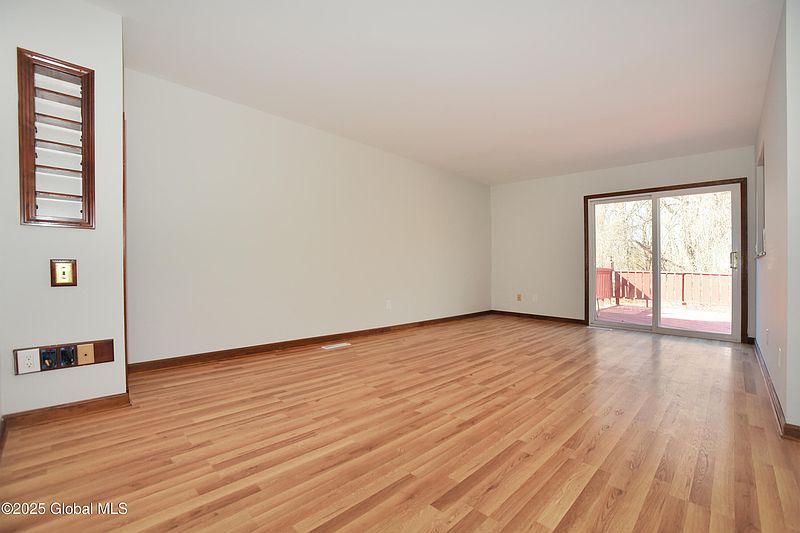 4th image of 96 Velina Drive
