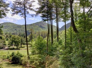 234 Back Nine Ln, Sapphire, NC 28774
