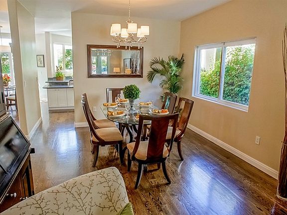 4th image of 2222 Waltonia Dr