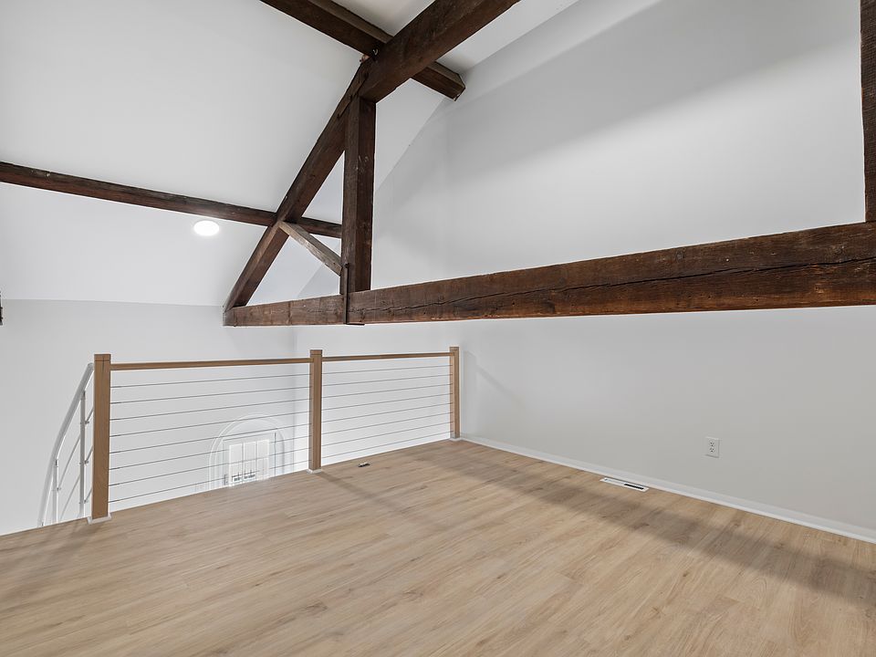 Unit #305 with original beams from the 1860's