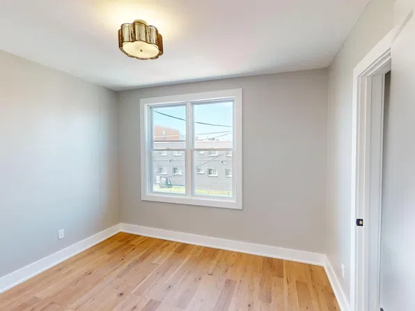 1825 Providence St NE APT 4, Washington, DC 20002