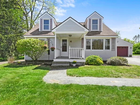 41 Clara Barton Rd, Oxford, MA 01540