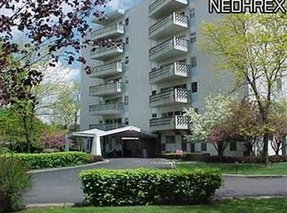 275 N Portage Path APT 4A, Akron, OH 44303