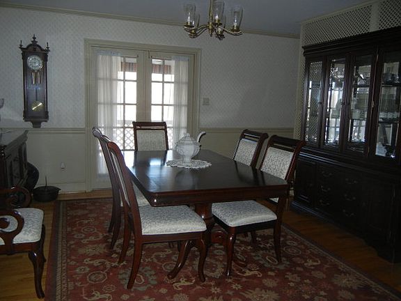 3rd image of 463 Buena Vista Dr