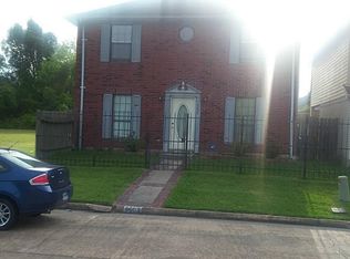 8603 Rustling Leaves Dr, Houston, TX 77083