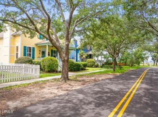 1009 9th St, Pt Royal, SC 29935