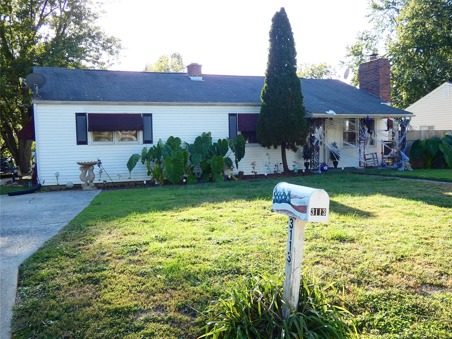 3113 Duquette Dr photo 1