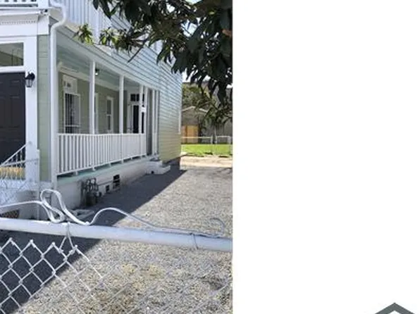 9 Allway St #B, Charleston, SC 29403