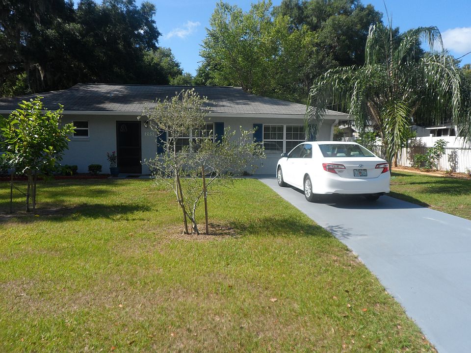 1st image of 205 Magnolia Ave