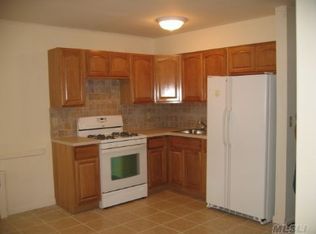 1076 Thomas Ave, Baldwin, NY 11510