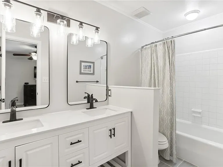 1601 Executive Park Ln NE — Photo 14